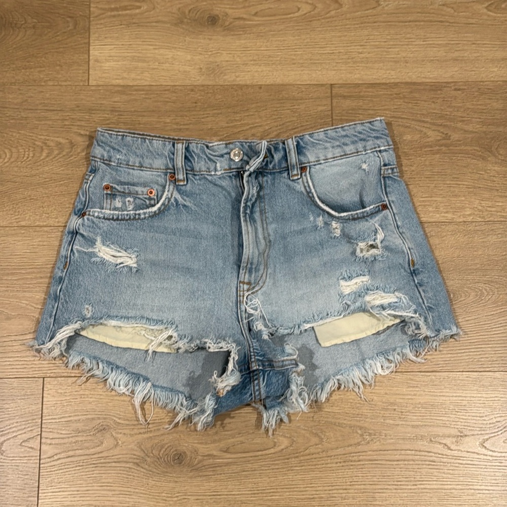 ZARA The High Waist Short Distressed Blue Denim Jean Shorts size 6